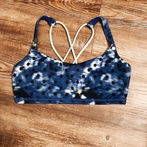 Lululemon Free To Be Sports Bra